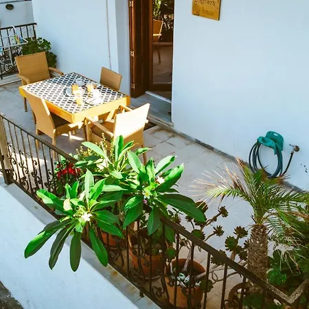 Evelinas House Platanias *