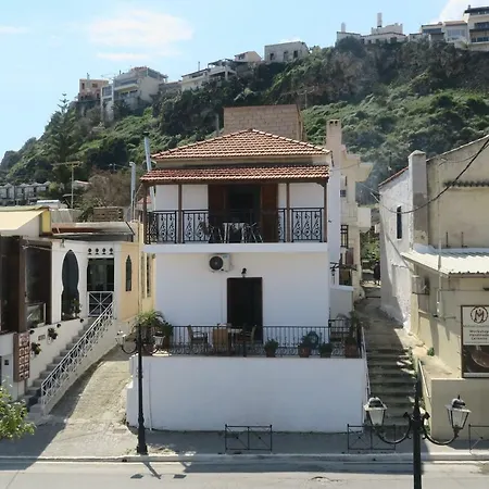 Evelinas House Platanias *